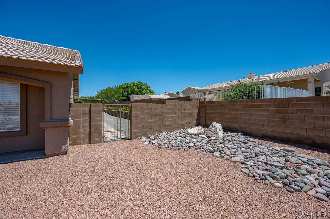 2790 Mountain Trail Road Kingman, AZ 86401 - Photo 8 of 65