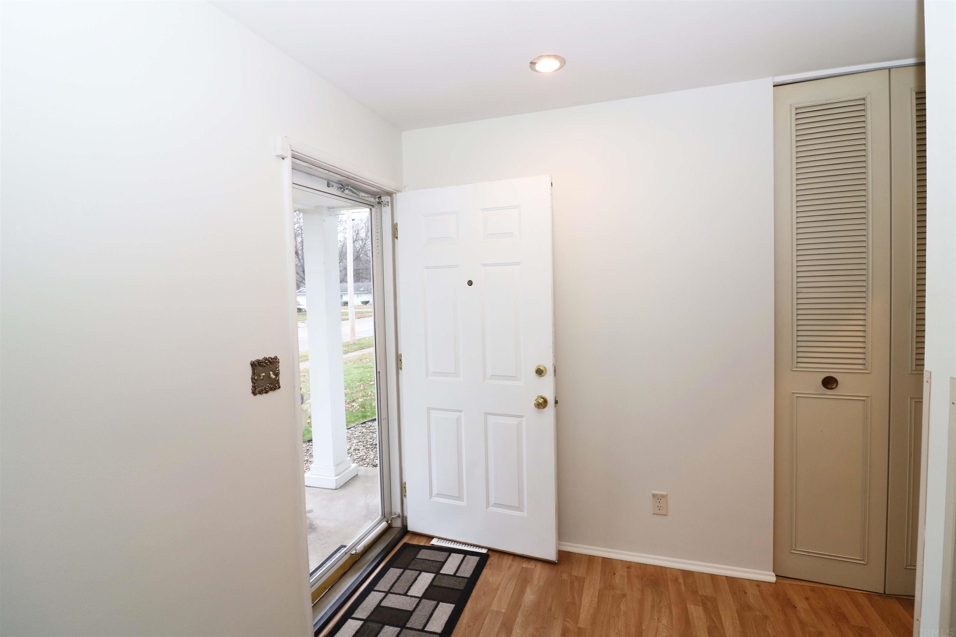 4540 York Road South Bend, IN 46614 - Photo 8 of 24 Gallery Image 8