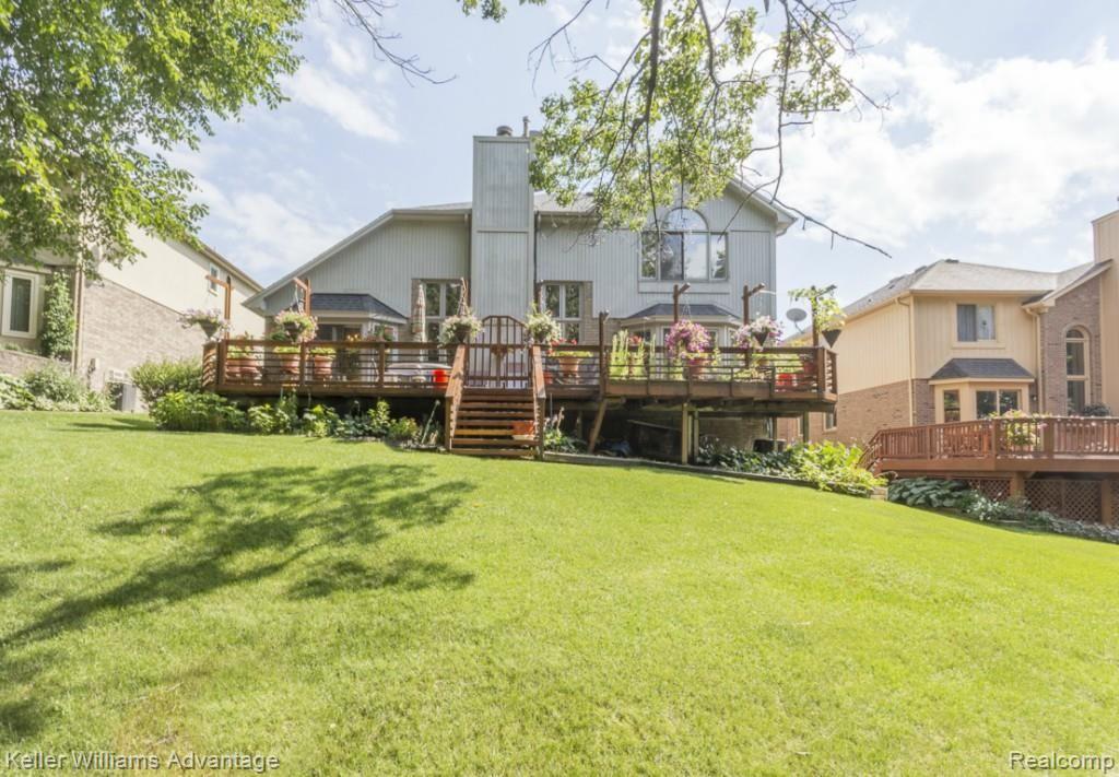 1006 River Mist Drive Rochester, MI 48307 - Photo 28 of 33 54-River Mist Dr_1006.jpg