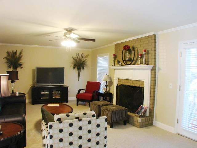 431 Piney Grove Road Greenville, SC 29607 - Photo 2 of 9 Gallery Image 2