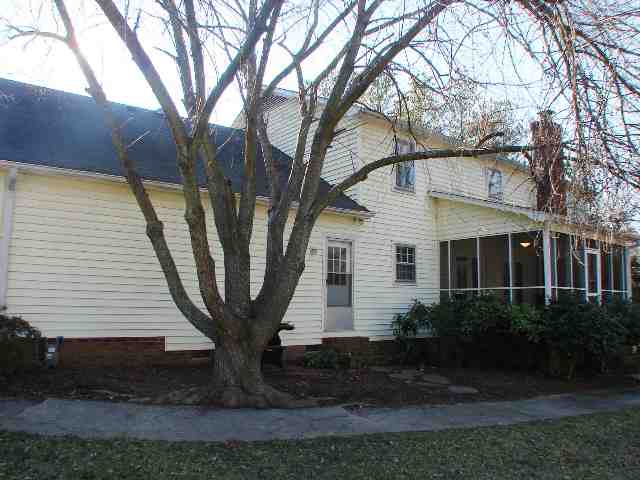 431 Piney Grove Road Greenville, SC 29607 - Photo 8 of 9 Gallery Image 8