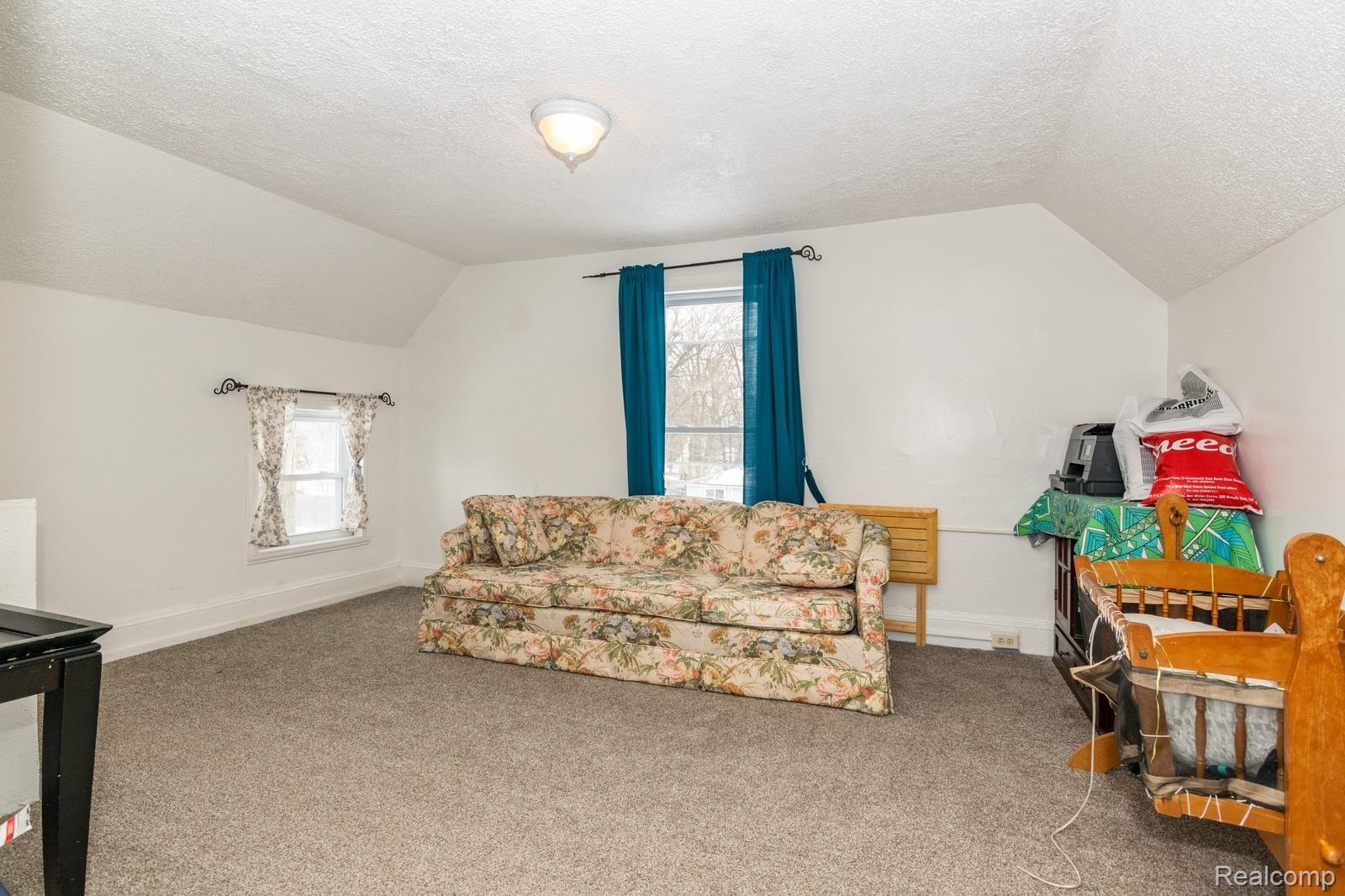 20910 Inkster Road Southfield, MI 48033 - Photo 18 of 26 21_DSC_9988_mls.jpg