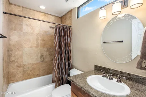 $1,490,000 | 8550 East Vista Bonita Drive, Scottsdale, AZ 85255