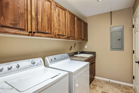 $1,490,000 | 8550 East Vista Bonita Drive, Scottsdale, AZ 85255