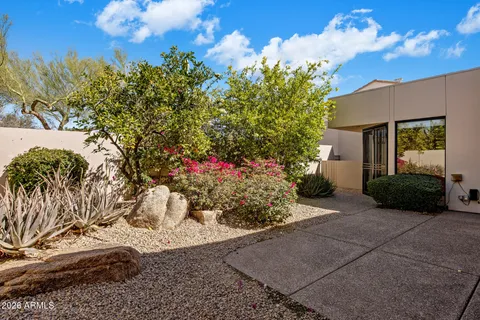 $1,490,000 | 8550 East Vista Bonita Drive, Scottsdale, AZ 85255