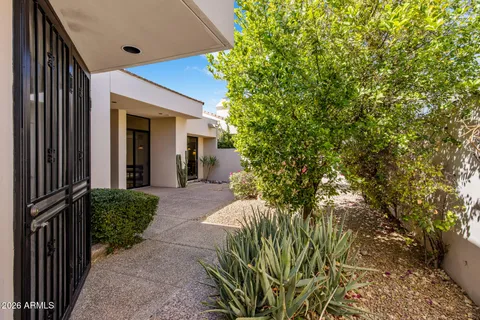 $1,490,000 | 8550 East Vista Bonita Drive, Scottsdale, AZ 85255
