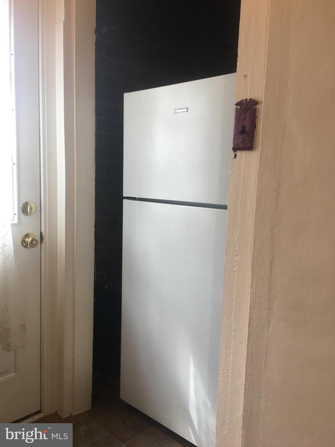 21 Sunship Road Baltimore, MD 21222 - Photo 16 of 42 Fridge