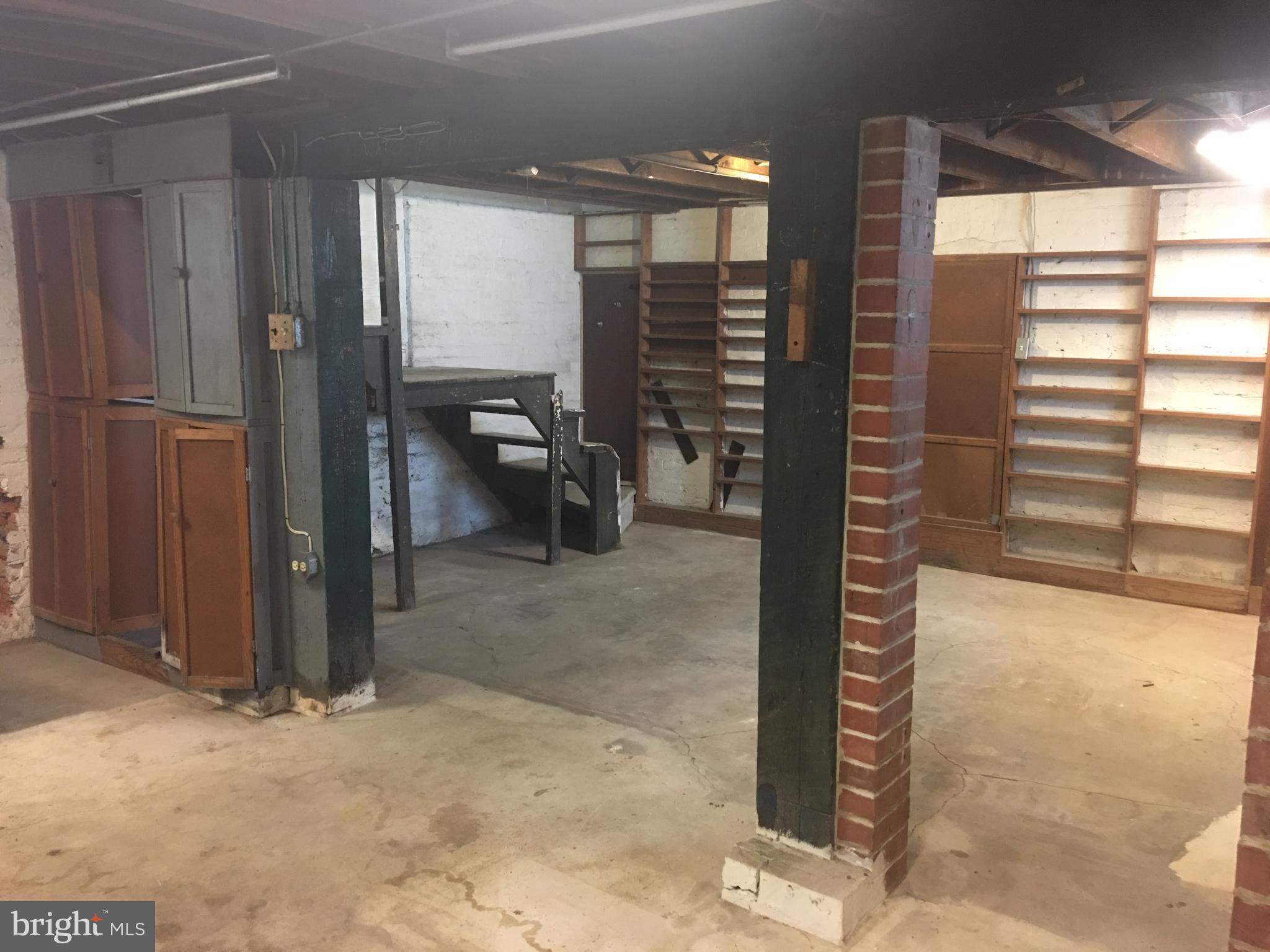21 Sunship Road Baltimore, MD 21222 - Photo 31 of 42 basement