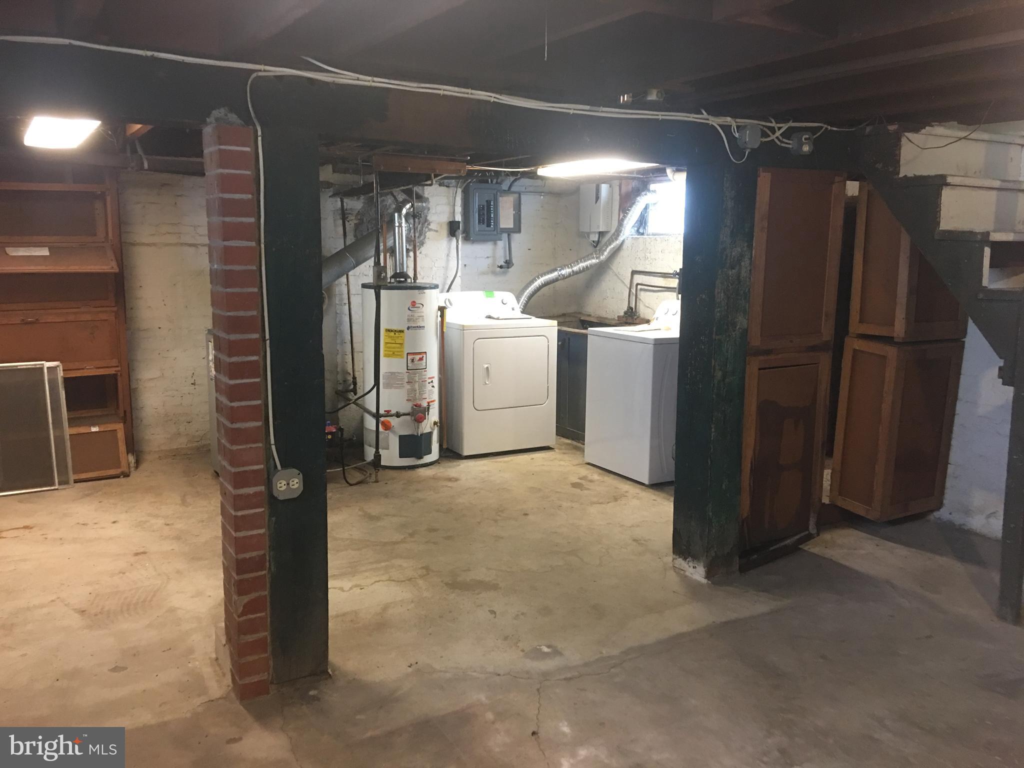 21 Sunship Road Baltimore, MD 21222 - Photo 32 of 42 basement