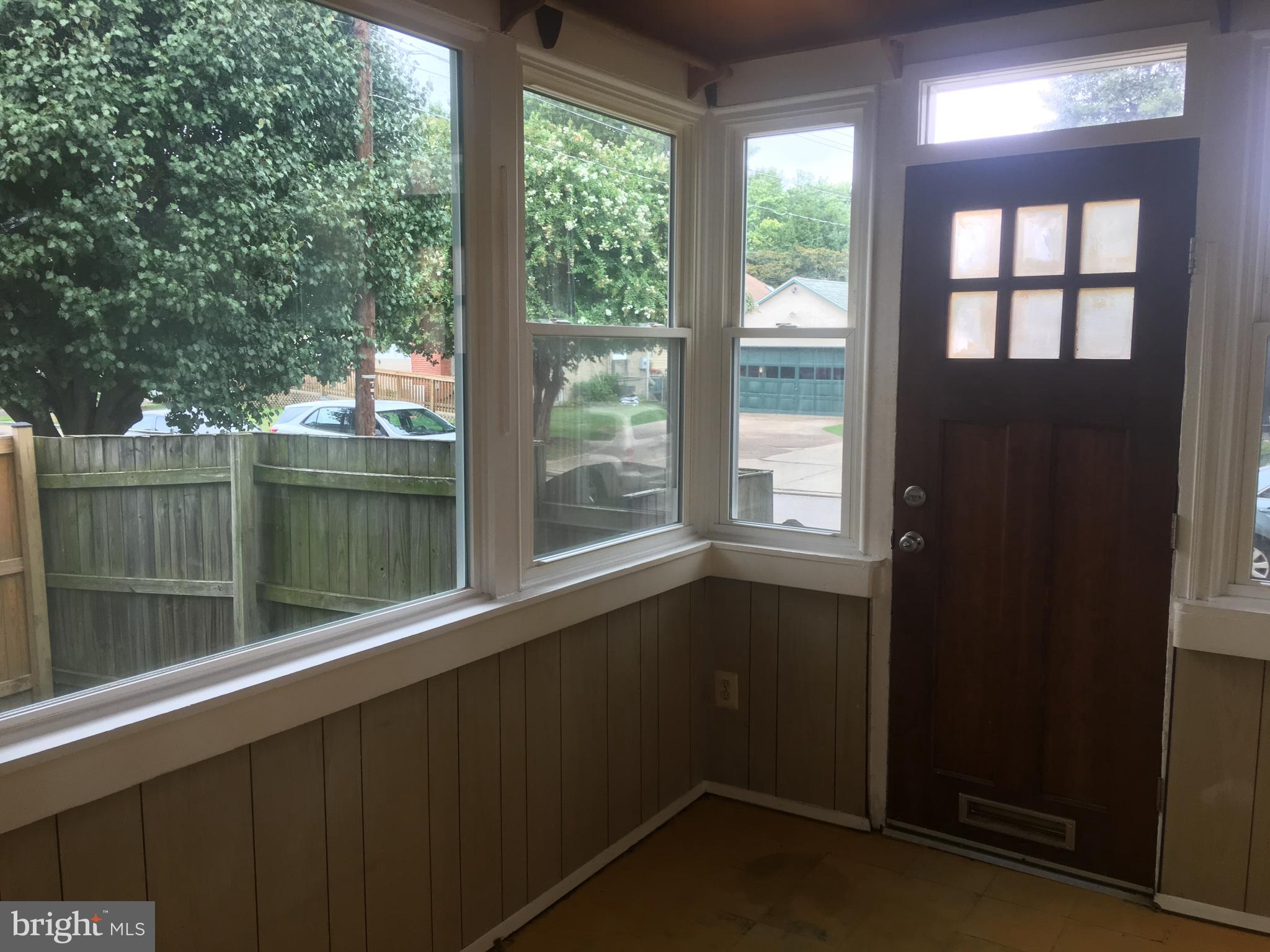 21 Sunship Road Baltimore, MD 21222 - Photo 5 of 42 Porch Entrance