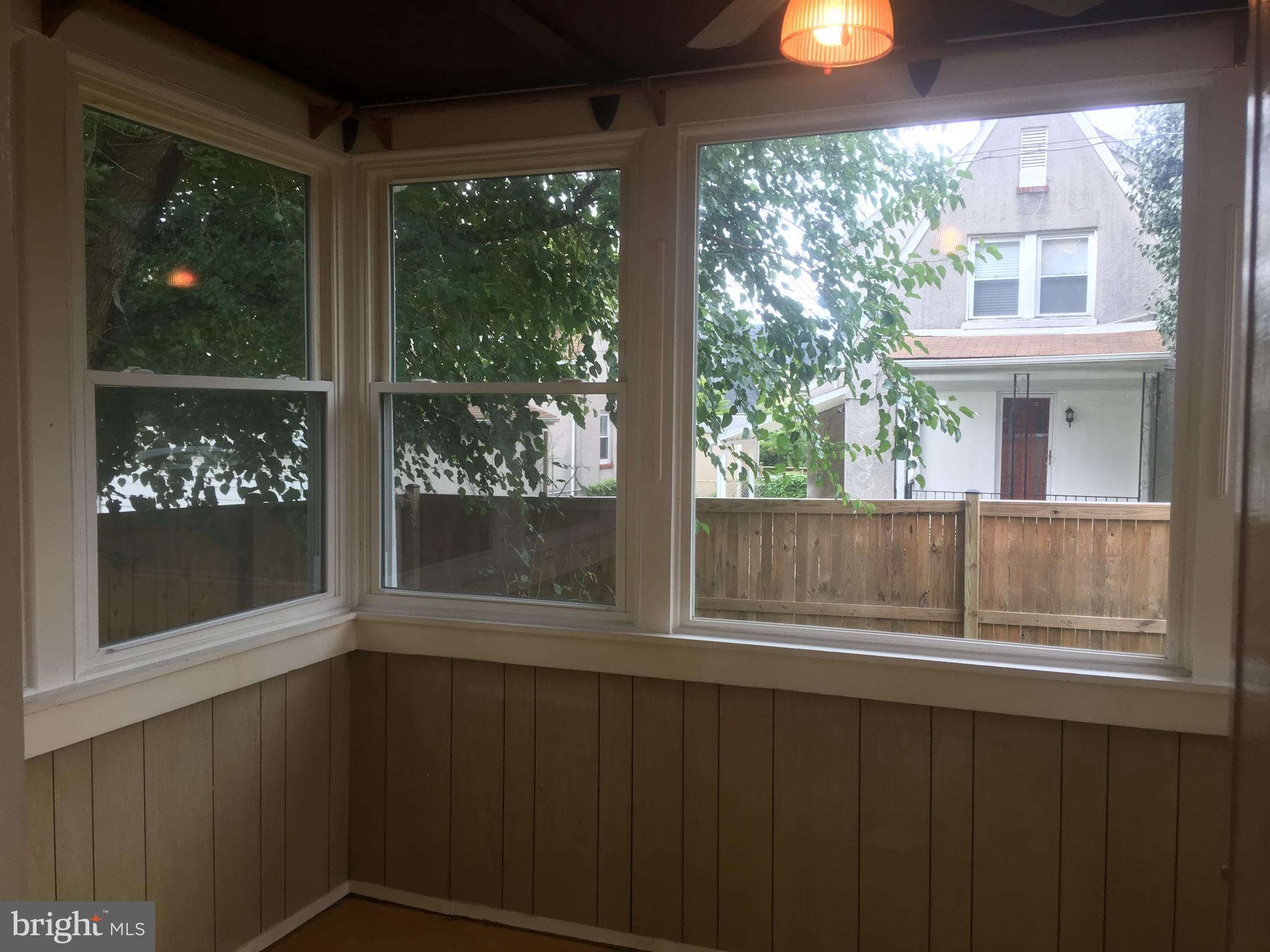 21 Sunship Road Baltimore, MD 21222 - Photo 6 of 42 Porch entrance