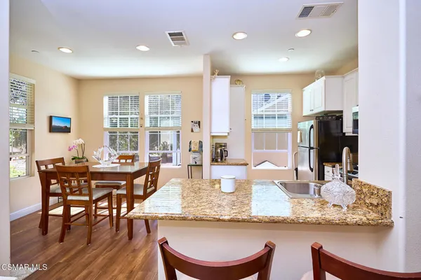 $629,900 | 872 Fitzgerald Avenue, Ventura, CA 93003