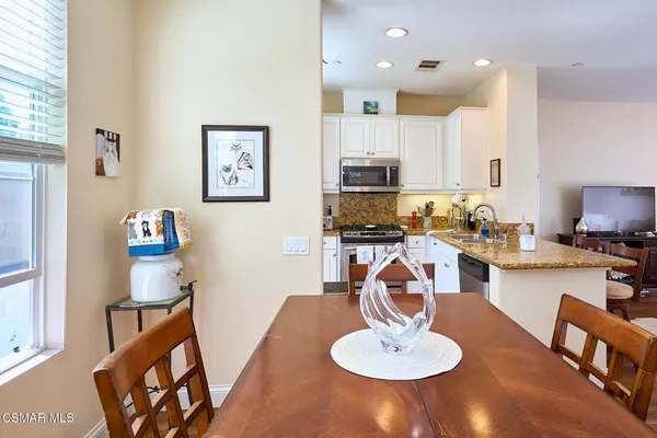 $629,900 | 872 Fitzgerald Avenue, Ventura, CA 93003