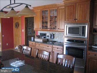 34 Mansfield Road East Columbus, NJ 08022 - Photo 3 of 12 Kitchen