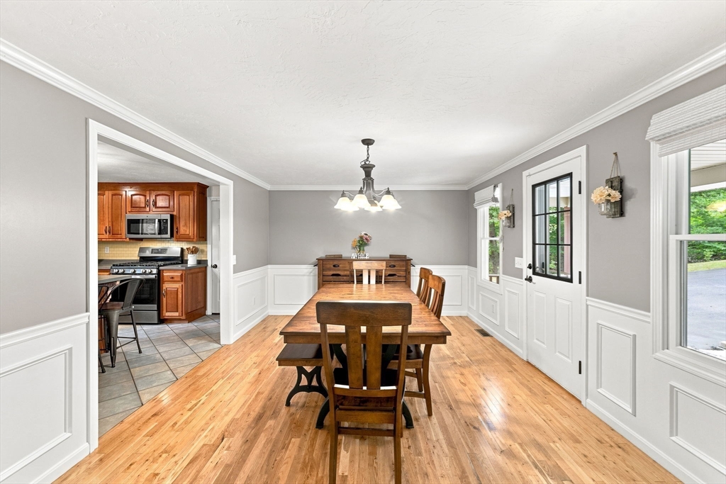 115 Sutton Road Webster, MA 01570 - Photo 8 of 42 Gallery Image 8