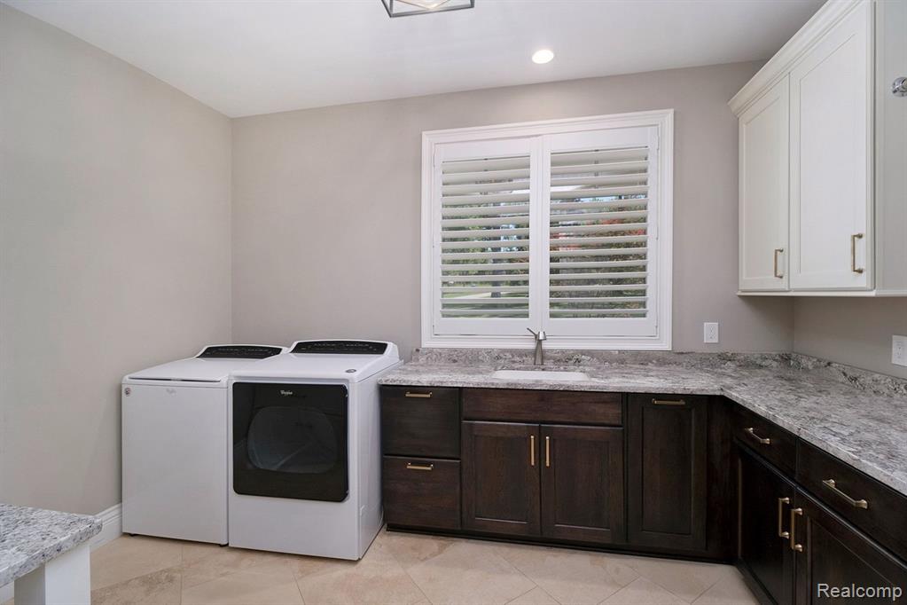 471 Montclair Way Milford, MI 48381 - Photo 31 of 75