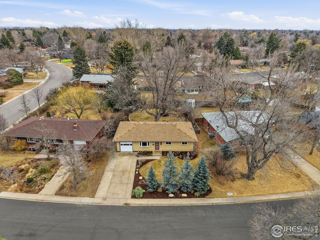 2204 Purdue Road Fort Collins, CO 80525 - Photo 2 of 50 Owned back a landscape architect, this yard SHINES.