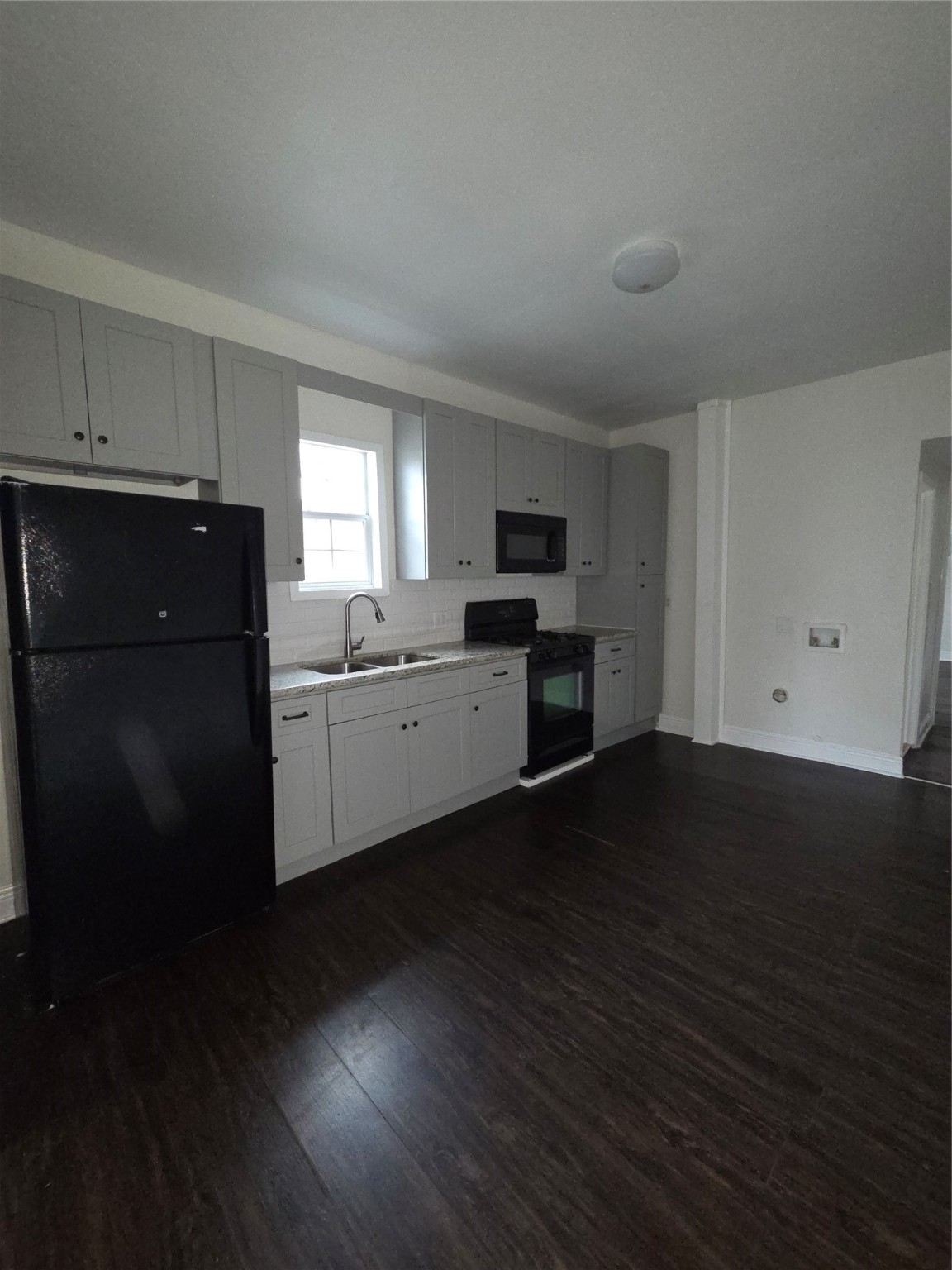 7902 Hudson Street, Unit B Houston, TX 77012 - Photo 2 of 6