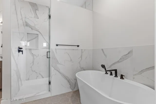 $1,250,000 | 2484 North Atlas Road, Coeur D'Alene, ID 83814