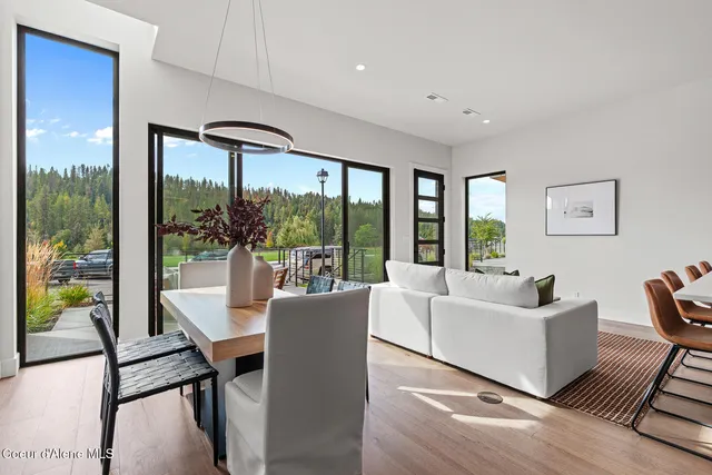 $1,250,000 | 2484 North Atlas Road, Coeur D'Alene, ID 83814