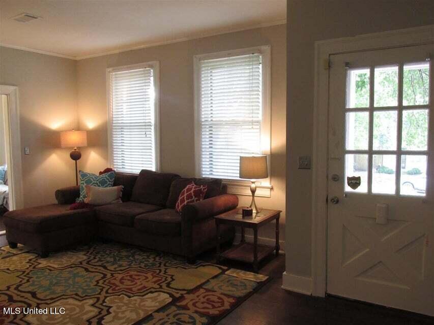 1846 Howard Street Jackson, MS 39202 - Photo 9 of 30 1846HowardStDenFront