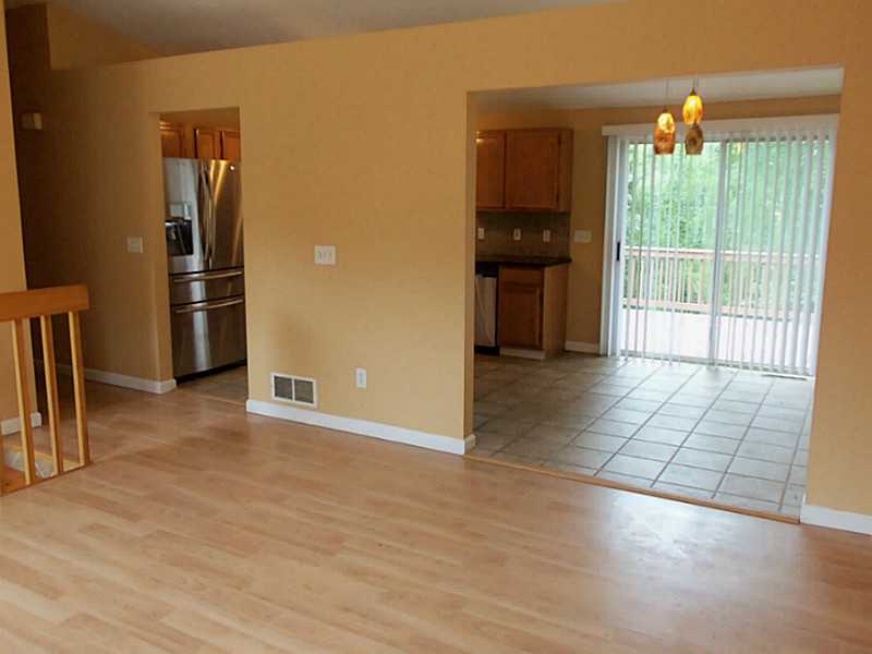 405 Boston Neck Road North Kingstown, RI 02852 - Photo 13 of 25 Dining Room.