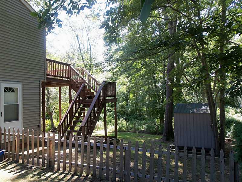405 Boston Neck Road North Kingstown, RI 02852 - Photo 7 of 25 Exterior Back.