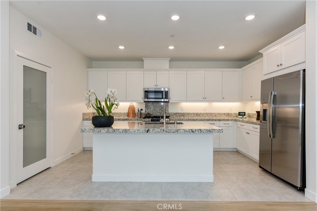 224 Siena Lake Forest, CA 92630 - Photo 12 of 46