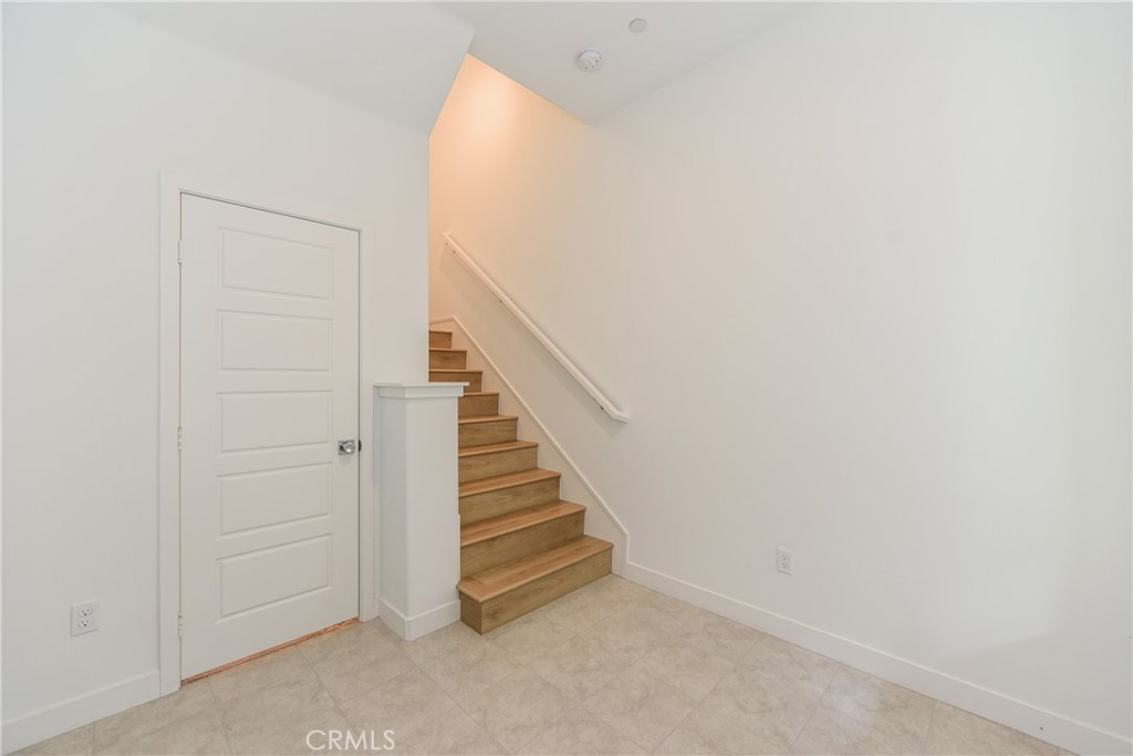 224 Siena Lake Forest, CA 92630 - Photo 5 of 46