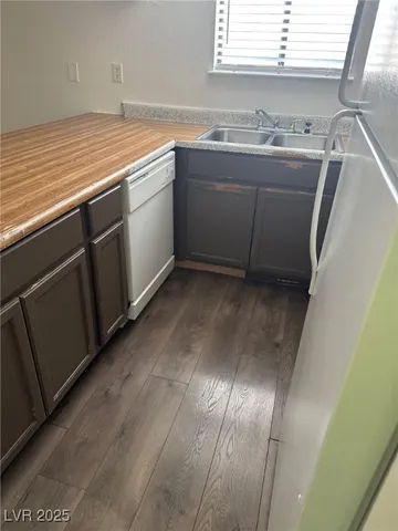 $1,135 | 2377 Exeter Drive, Unit 3, Las Vegas, NV 89156