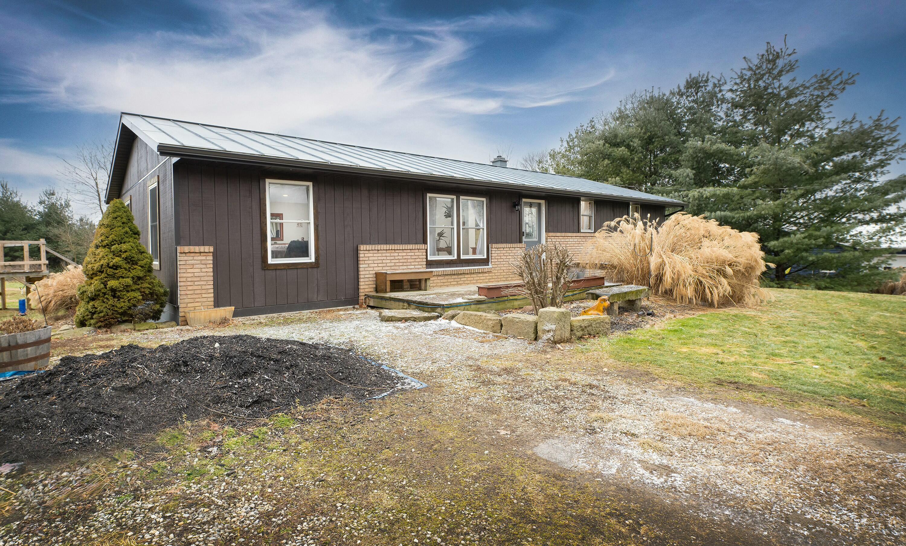 9508 Gregg Road Fredericktown, OH 43019 - Photo 2 of 21 tempImageGaQpAp