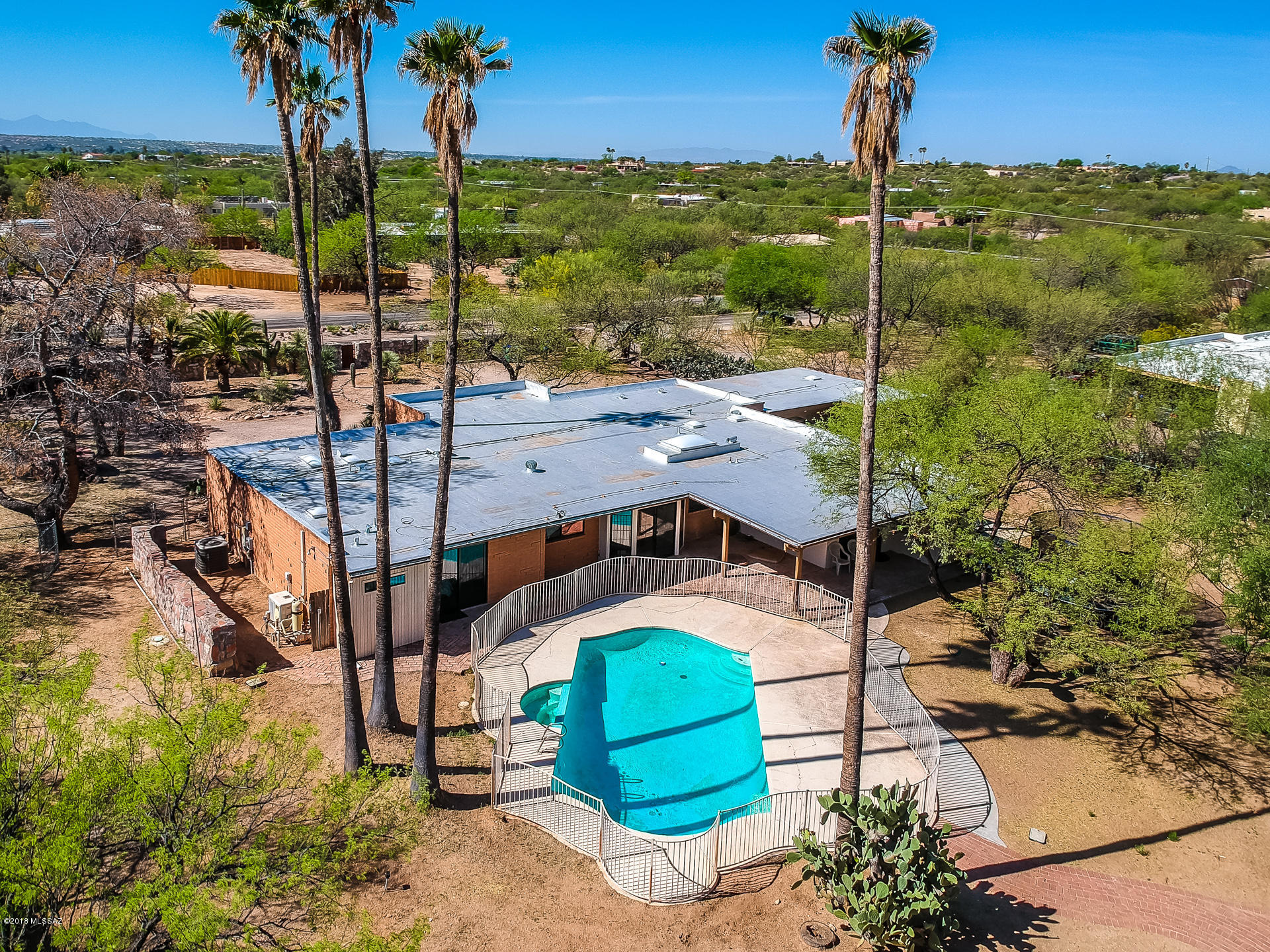 11141 East Limberlost Road Tucson, AZ 85749 - Photo 33 of 34