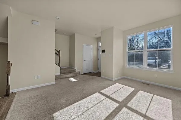 $359,999 | 4000 Grove Point Drive, Richmond, VA 23220