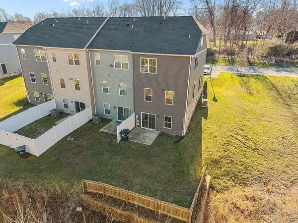 $359,999 | 4000 Grove Point Drive, Richmond, VA 23220