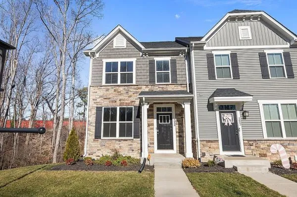 $359,999 | 4000 Grove Point Drive, Richmond, VA 23220