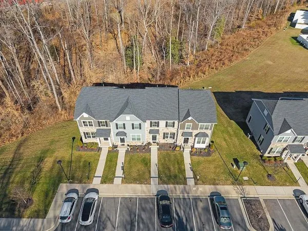 $359,999 | 4000 Grove Point Drive, Richmond, VA 23220