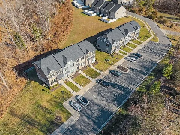 $359,999 | 4000 Grove Point Drive, Richmond, VA 23220