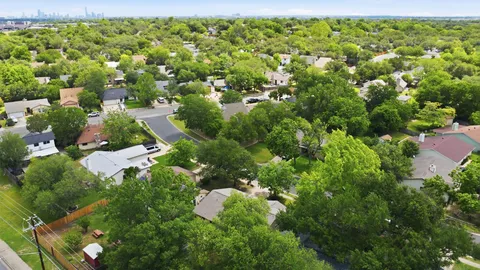 $450,000 | 617 Blackberry Drive, Austin, TX 78745