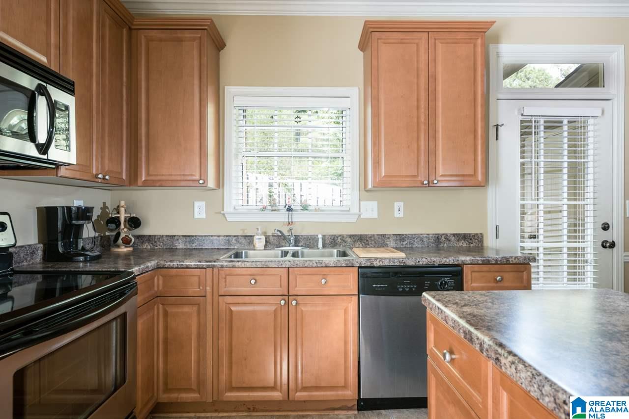 310 Calloway Terrace Pelham, AL 35124 - Photo 11 of 23