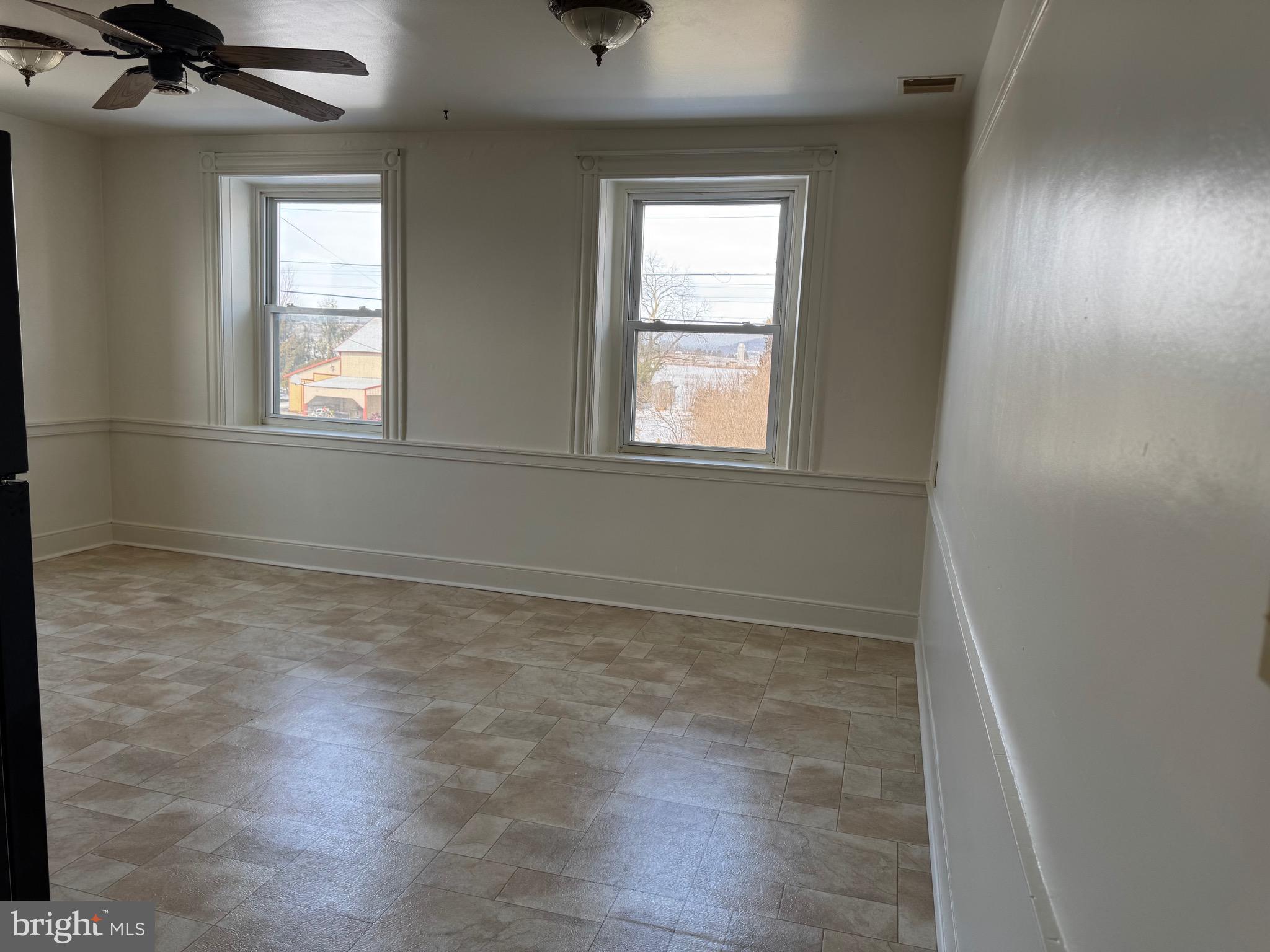 404 Linden Grove Road Ephrata, PA 17522 - Photo 6 of 16 an empty room with a window