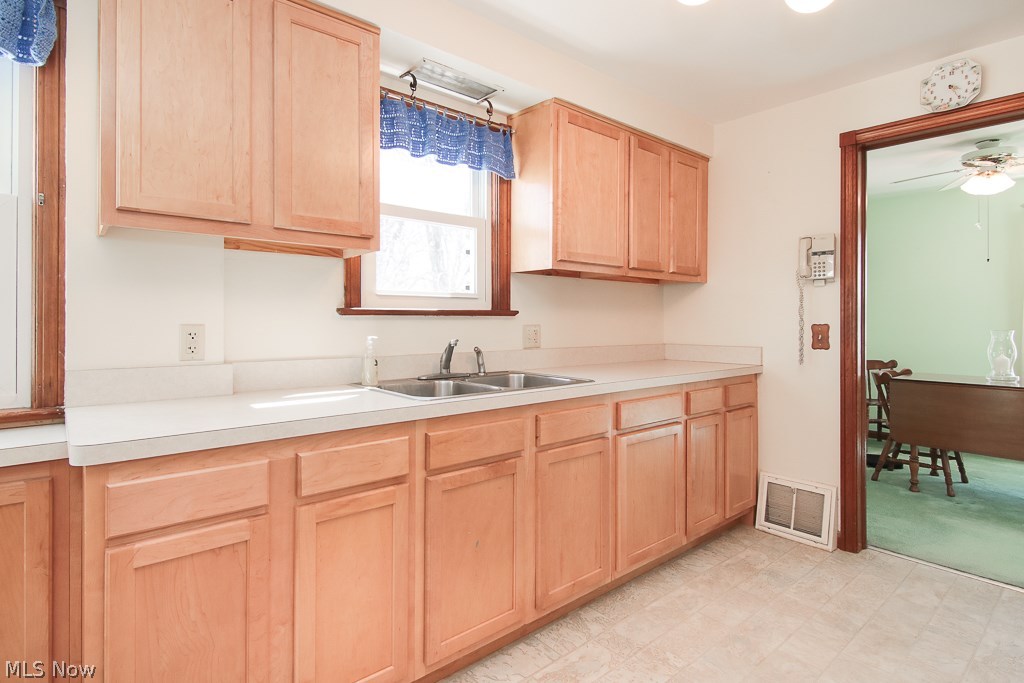 211 Fullerton Road Elyria, OH 44035 - Photo 10 of 24 Gallery Image 10