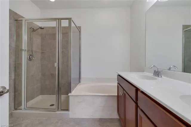 $435,000 | 7948 Bristol Circle, Naples, FL 34120