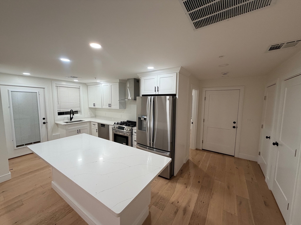 17 School Street, Unit B Hudson, MA 01749 - Photo 3 of 17