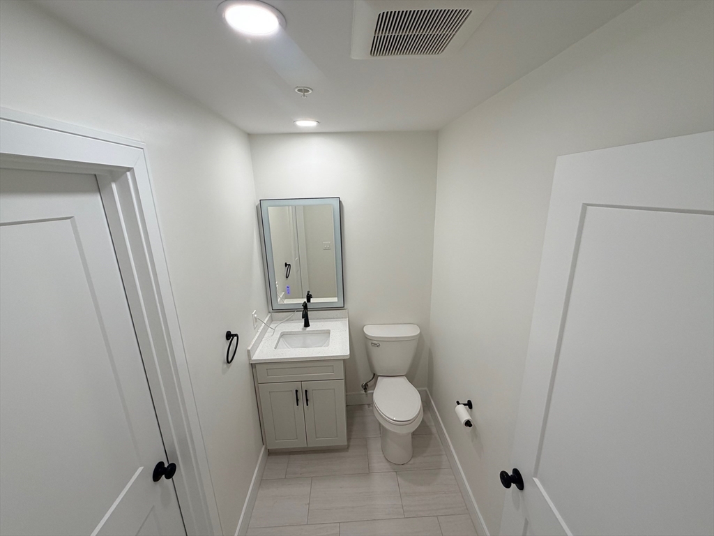 17 School Street, Unit B Hudson, MA 01749 - Photo 6 of 17