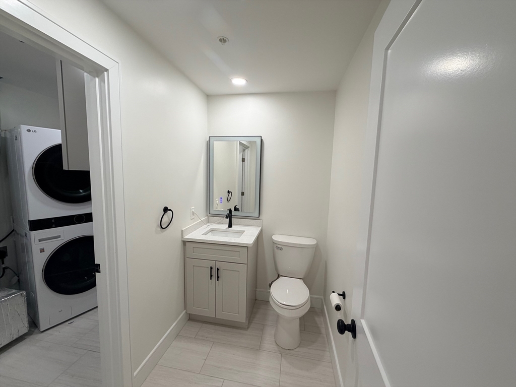 17 School Street, Unit B Hudson, MA 01749 - Photo 7 of 17