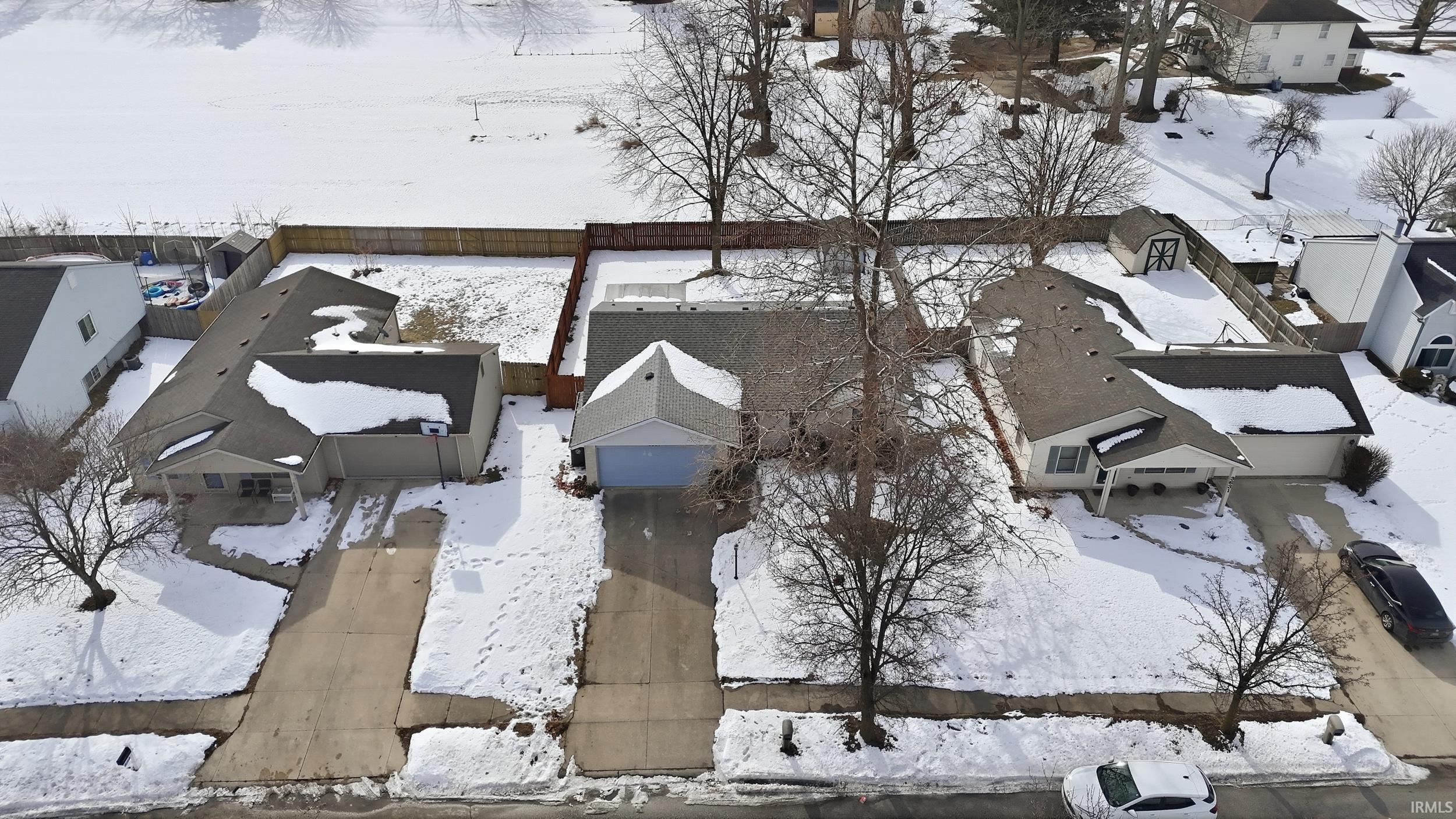 3627 Three Oaks Drive Fort Wayne, IN 46809 - Photo 2 of 32