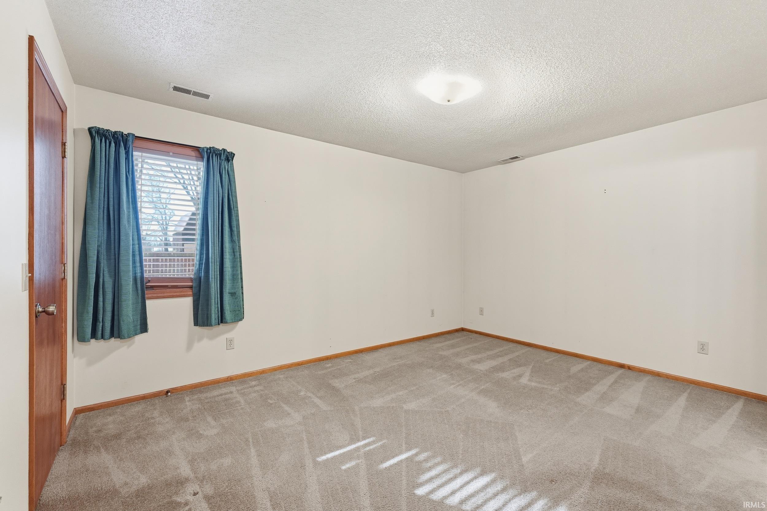 3627 Three Oaks Drive Fort Wayne, IN 46809 - Photo 30 of 32