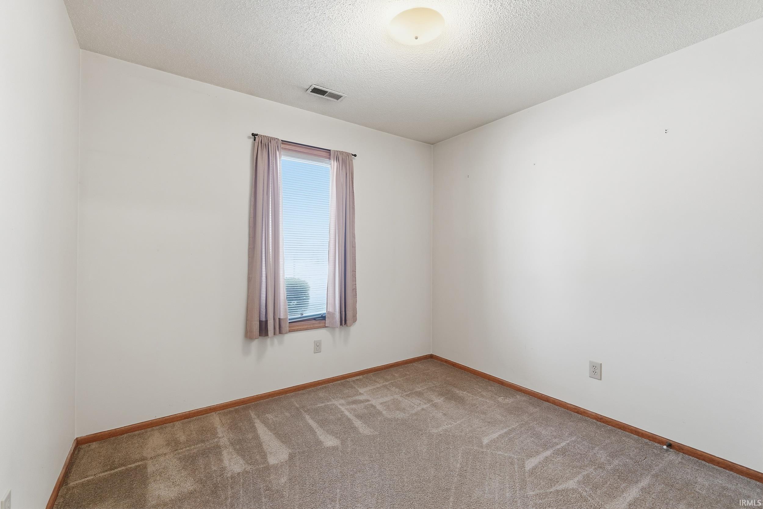 3627 Three Oaks Drive Fort Wayne, IN 46809 - Photo 9 of 32