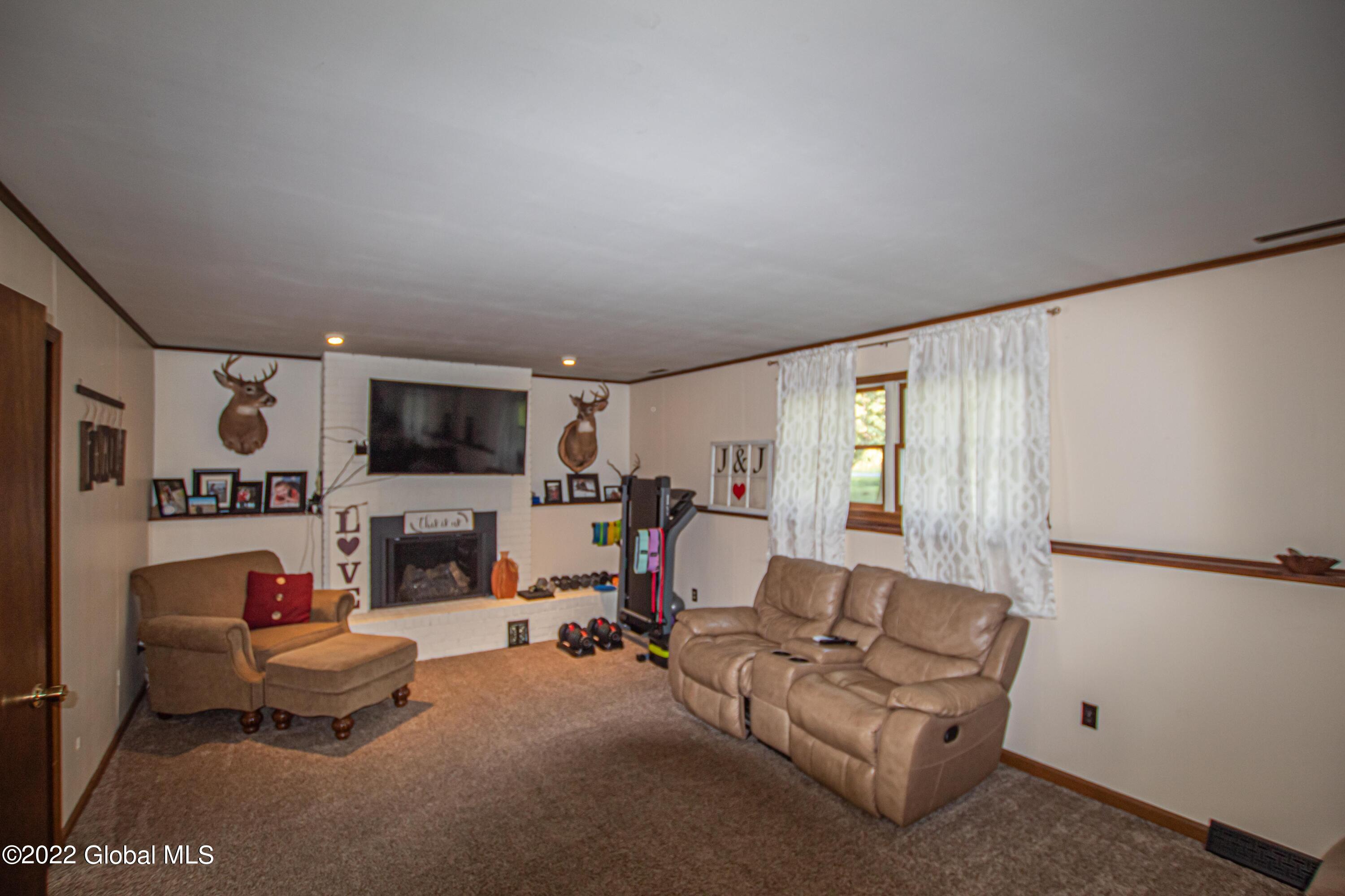 134 Jones Road Amsterdam, NY 12010 - Photo 28 of 45 _MG_4970
