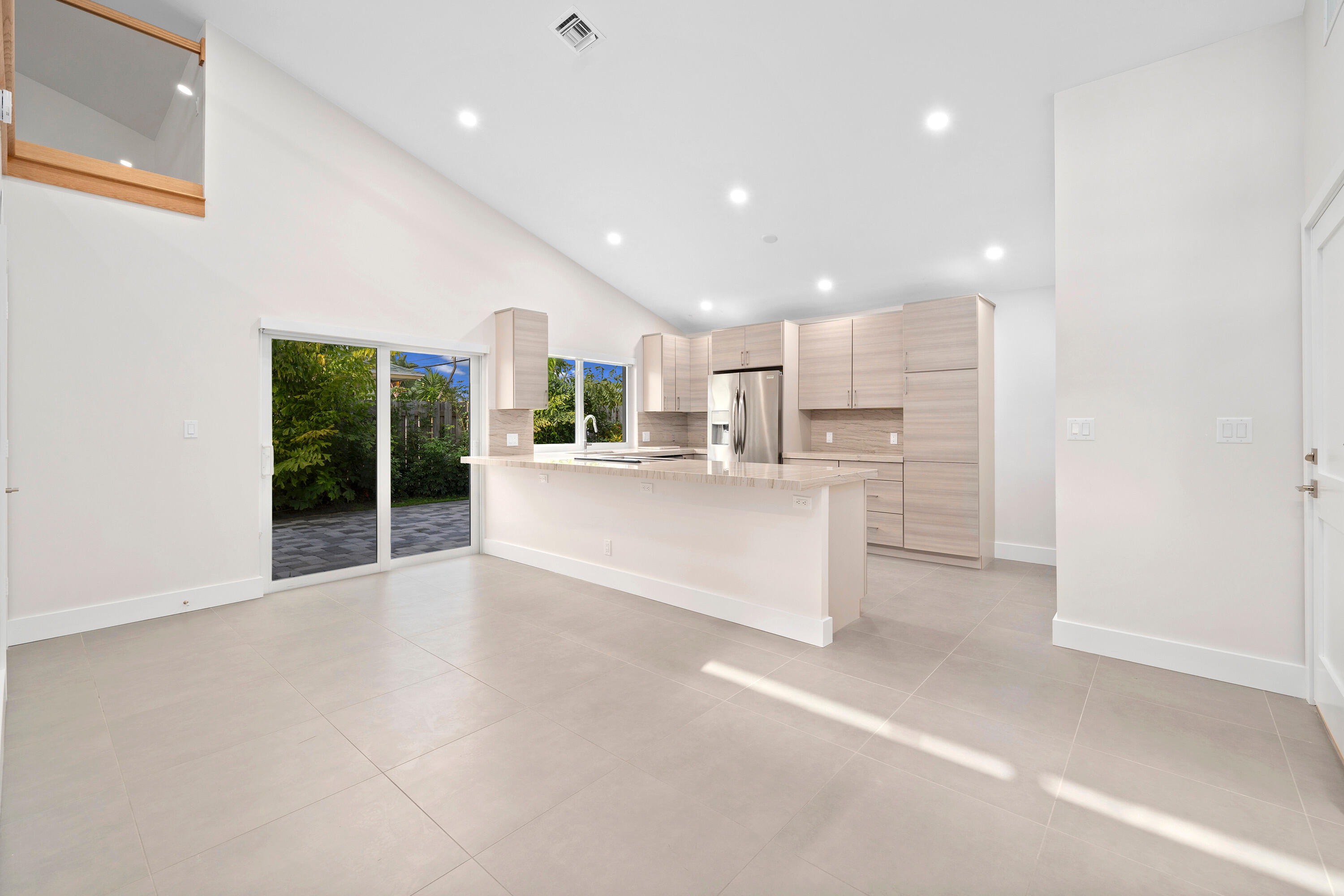 4197 Northeast 5th Avenue Boca Raton, FL 33431 - Photo 2 of 9 Mlsi-Res_3923